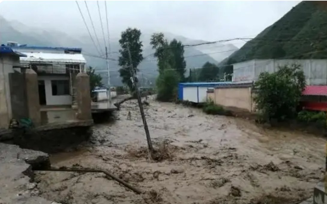 辽宁建昌暴雨，一场300多人被困的山洪，到底发生了什么？