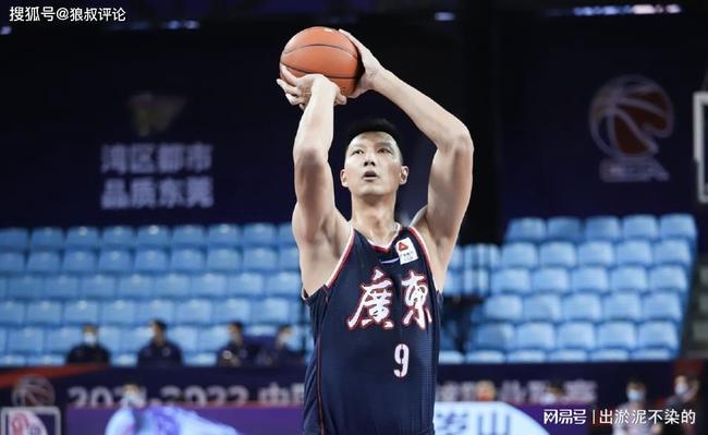 篮球场上的缺席，中国男篮的徐昕与庞峥麟的未登场