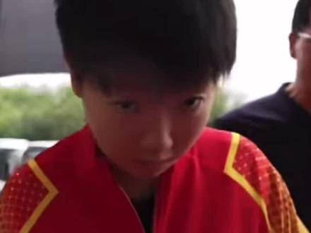 孙颖莎回石家庄了，那个在赛场上大魔王，回到家也不过是想吃碗板面的小姑娘